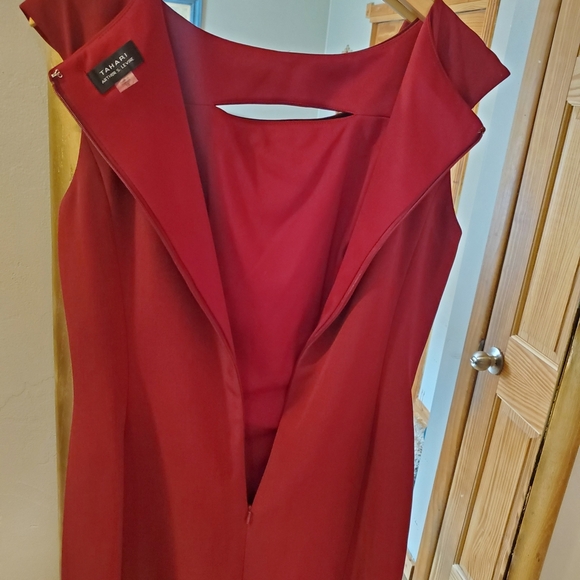 Tahari Wine Red Dress - Picture 3 of 11